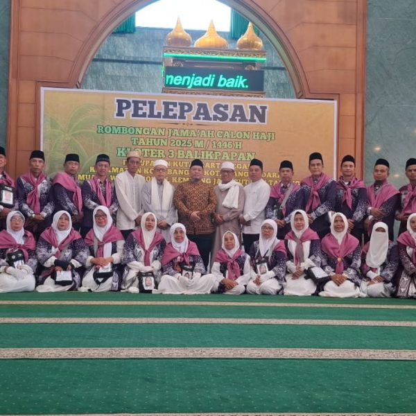 Pelepasan Jemaah Calon Haji Kloter 3 Balikpapan Asal Kutai Kartanegra Berlangsung Khidmat Di Masjid Al Jamal Kota Bangun